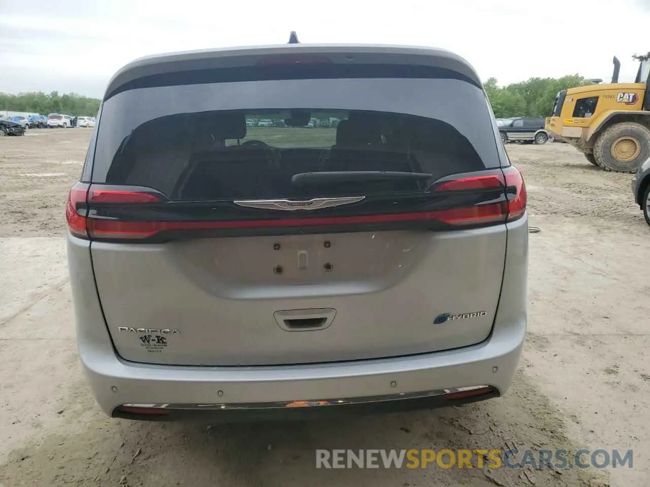 6 Photograph of a damaged car 2C4RC1L72PR588898 CHRYSLER PACIFICA 2023