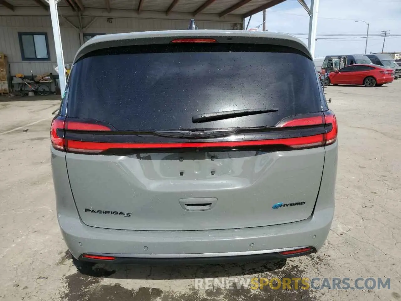 6 Photograph of a damaged car 2C4RC1L75PR580133 CHRYSLER PACIFICA 2023