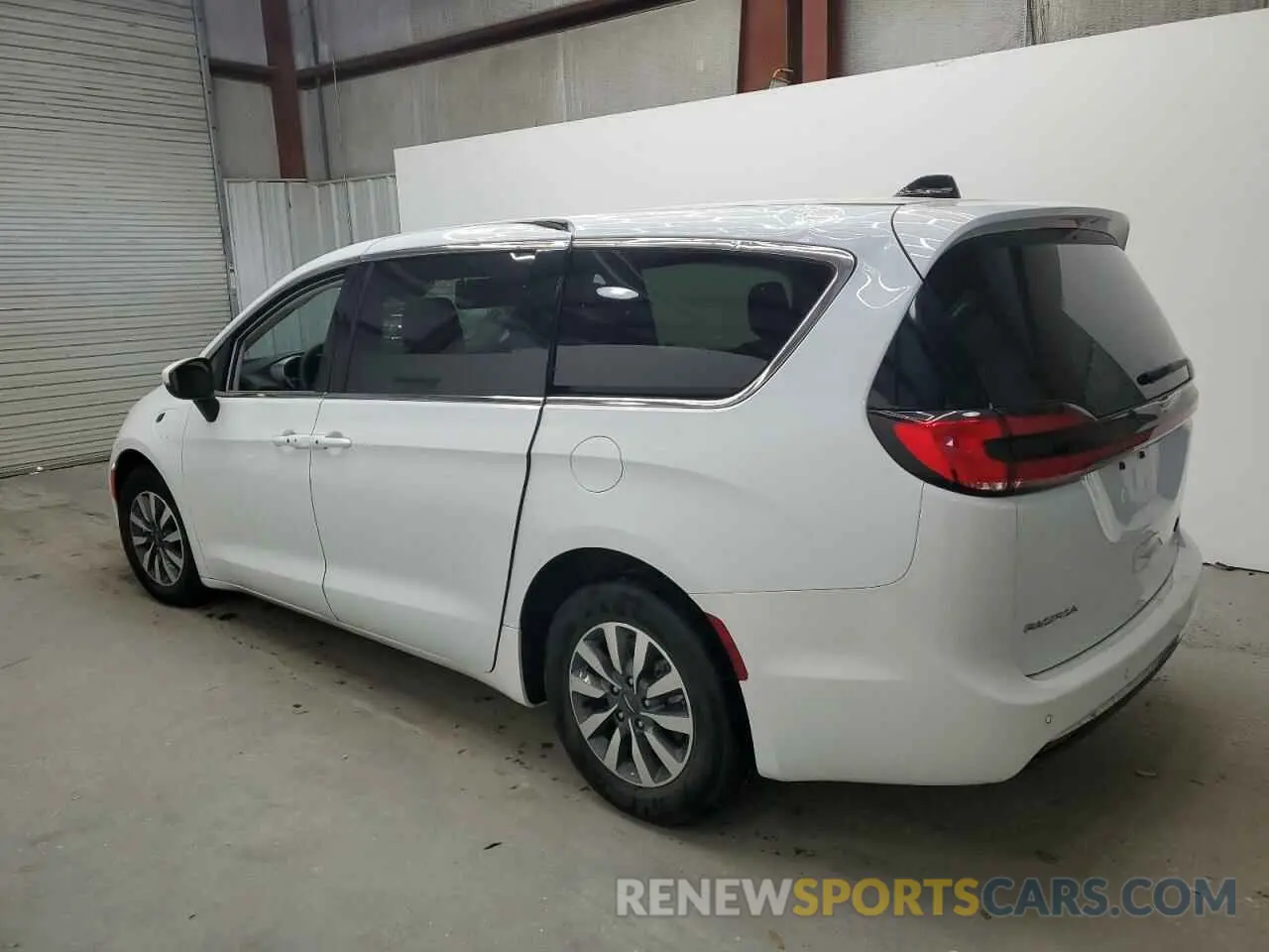 2 Photograph of a damaged car 2C4RC1L75PR608643 CHRYSLER PACIFICA 2023