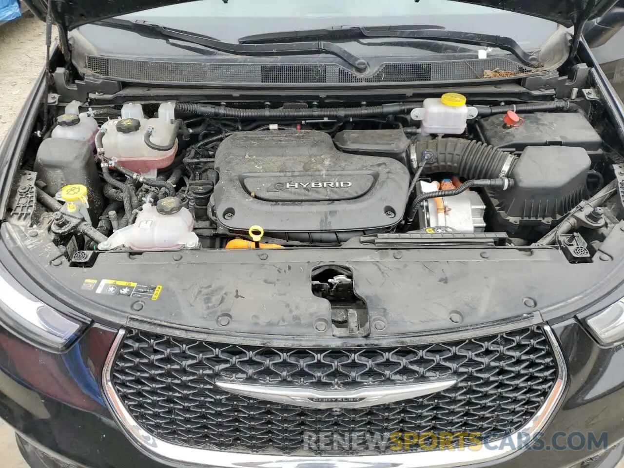 12 Photograph of a damaged car 2C4RC1L78PR541746 CHRYSLER PACIFICA 2023