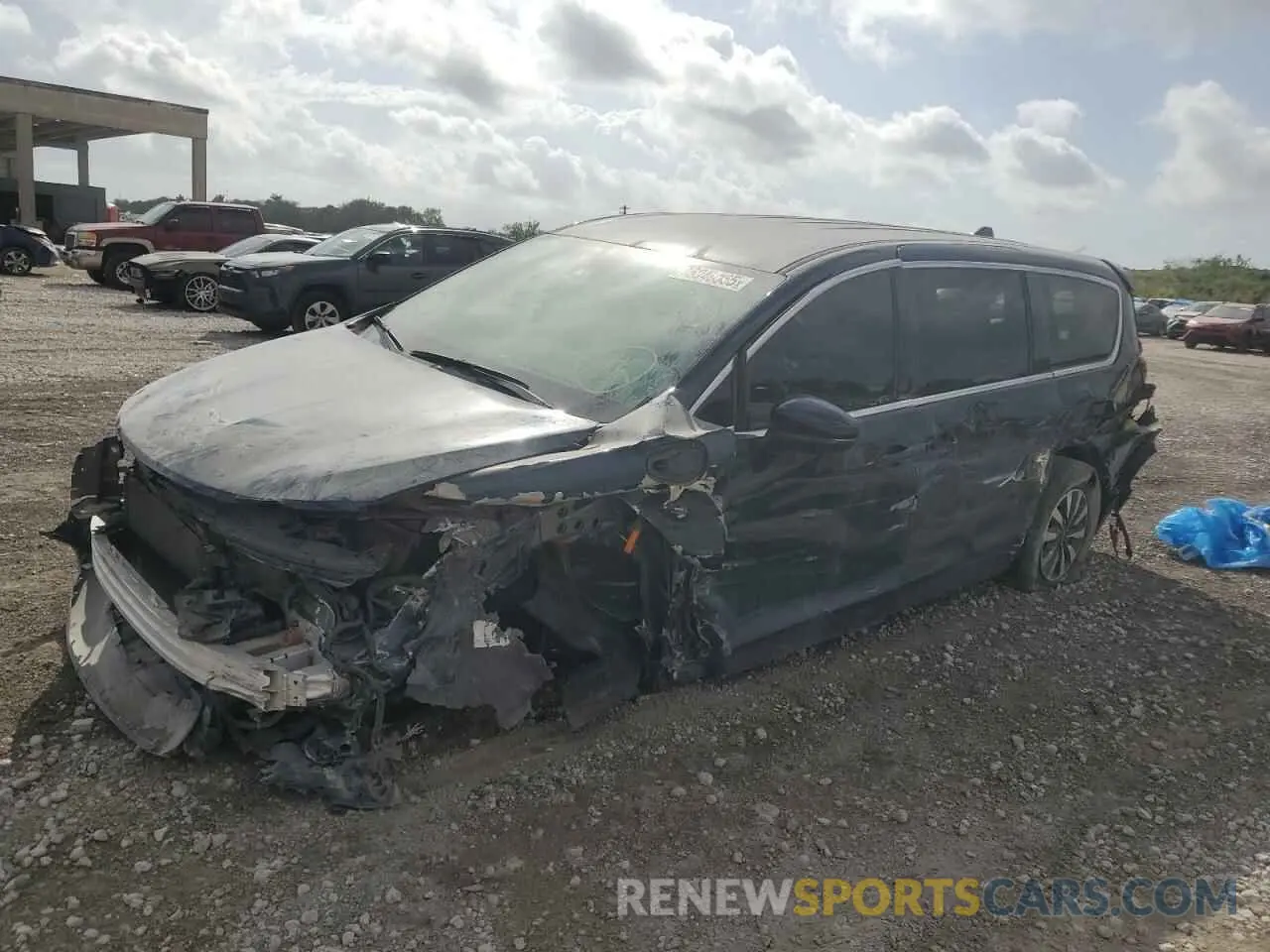 1 Photograph of a damaged car 2C4RC1L79PR509954 CHRYSLER PACIFICA 2023
