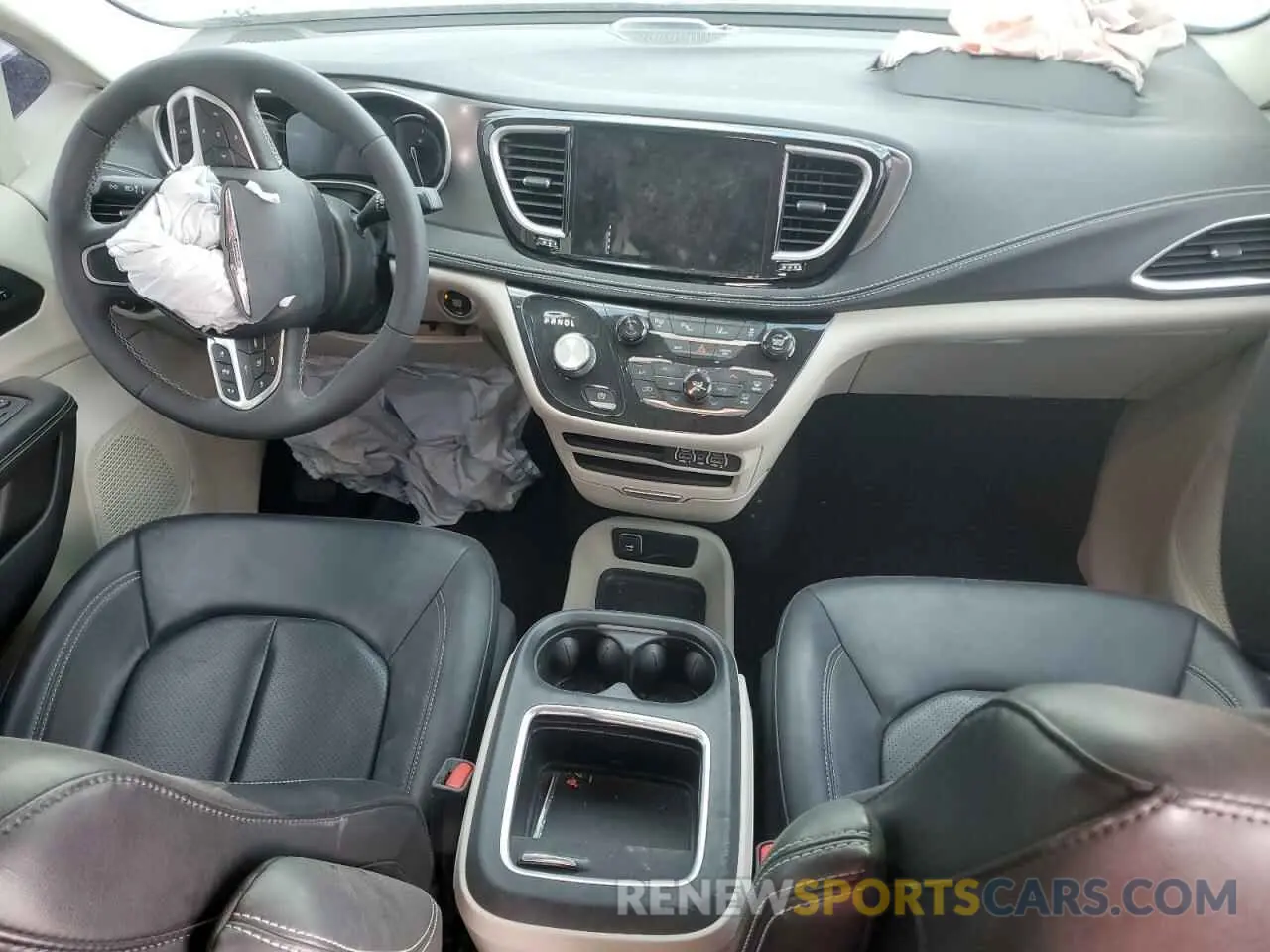 8 Photograph of a damaged car 2C4RC1L79PR509954 CHRYSLER PACIFICA 2023