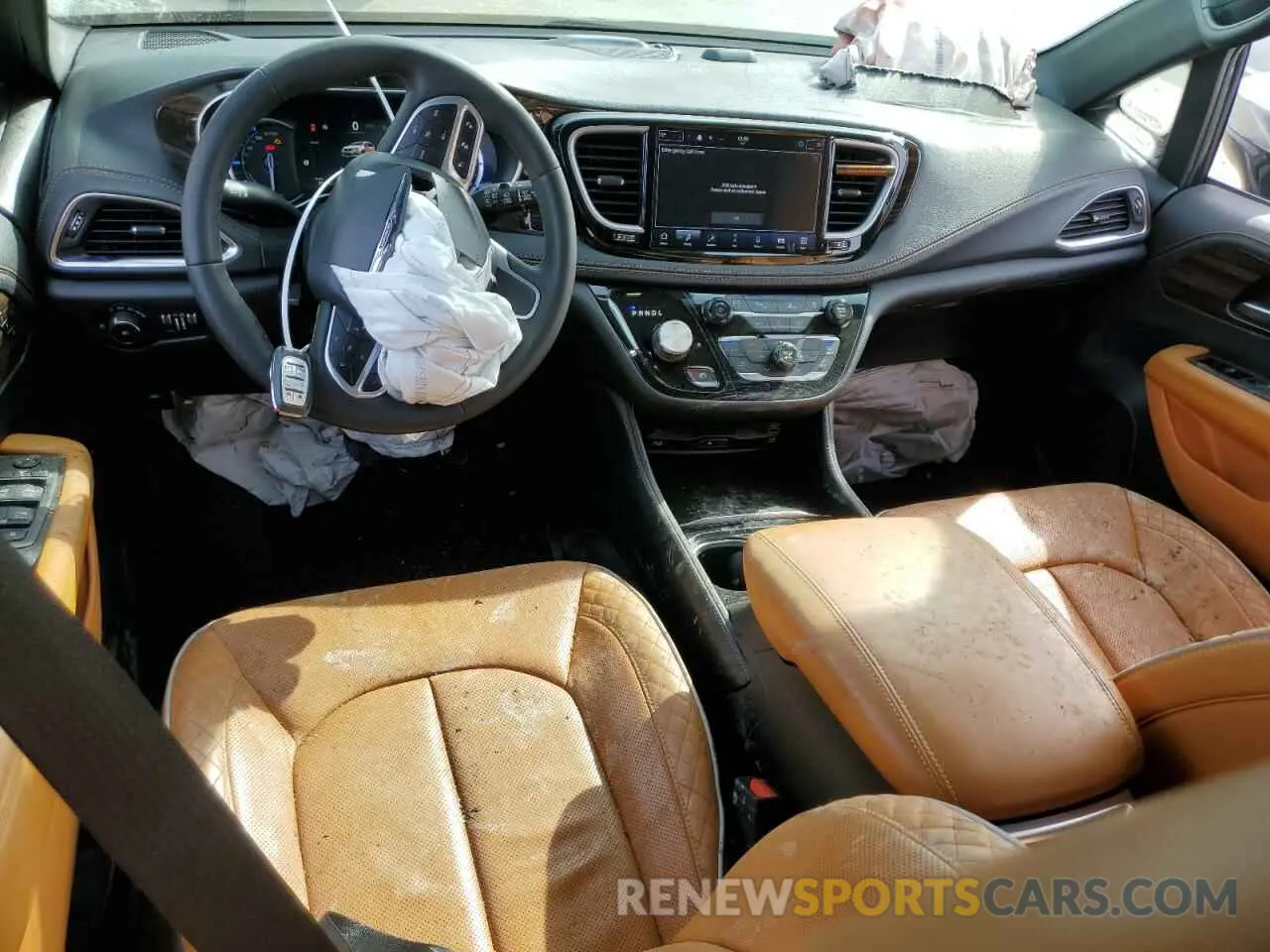 8 Photograph of a damaged car 2C4RC1N77PR614795 CHRYSLER PACIFICA 2023