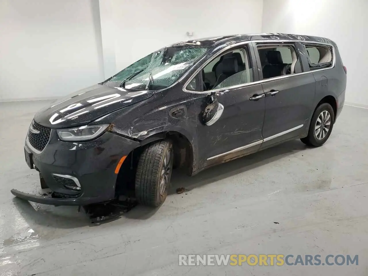 1 Photograph of a damaged car 2C4RC1S71PR630575 CHRYSLER PACIFICA 2023