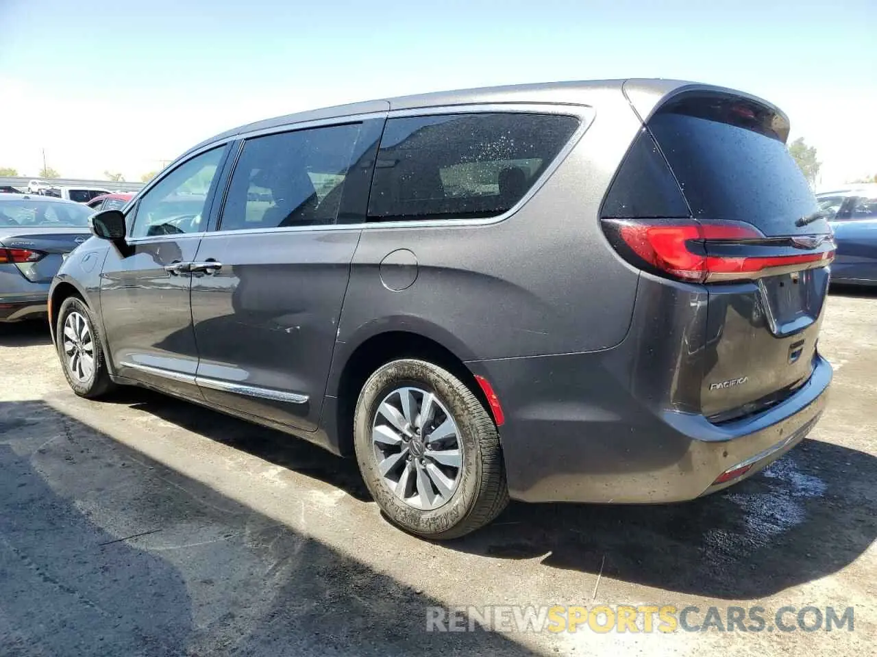 2 Photograph of a damaged car 2C4RC1S7XPR595163 CHRYSLER PACIFICA 2023