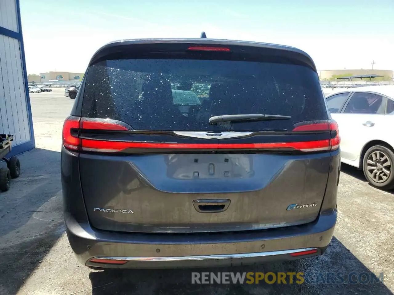 6 Photograph of a damaged car 2C4RC1S7XPR595163 CHRYSLER PACIFICA 2023