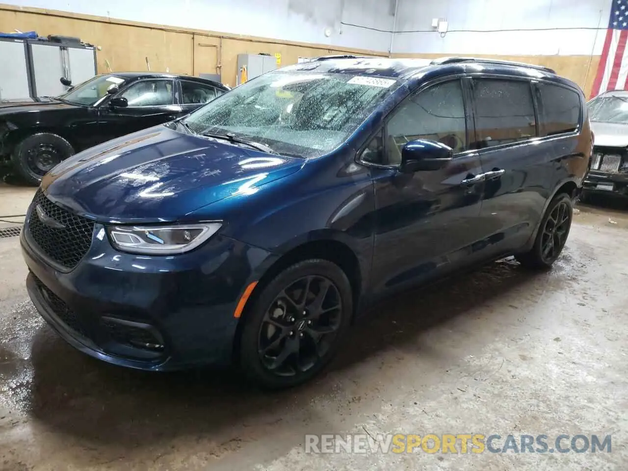 1 Photograph of a damaged car 2C4RC3BG0PR623208 CHRYSLER PACIFICA 2023