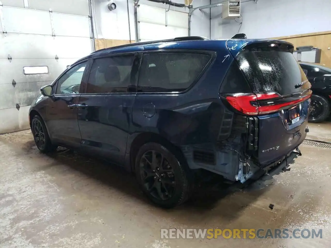2 Photograph of a damaged car 2C4RC3BG0PR623208 CHRYSLER PACIFICA 2023
