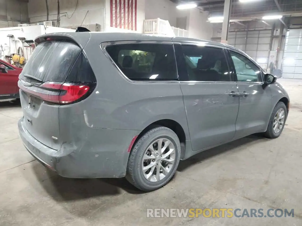 3 Photograph of a damaged car 2C4RC3BG3PR545622 CHRYSLER PACIFICA 2023