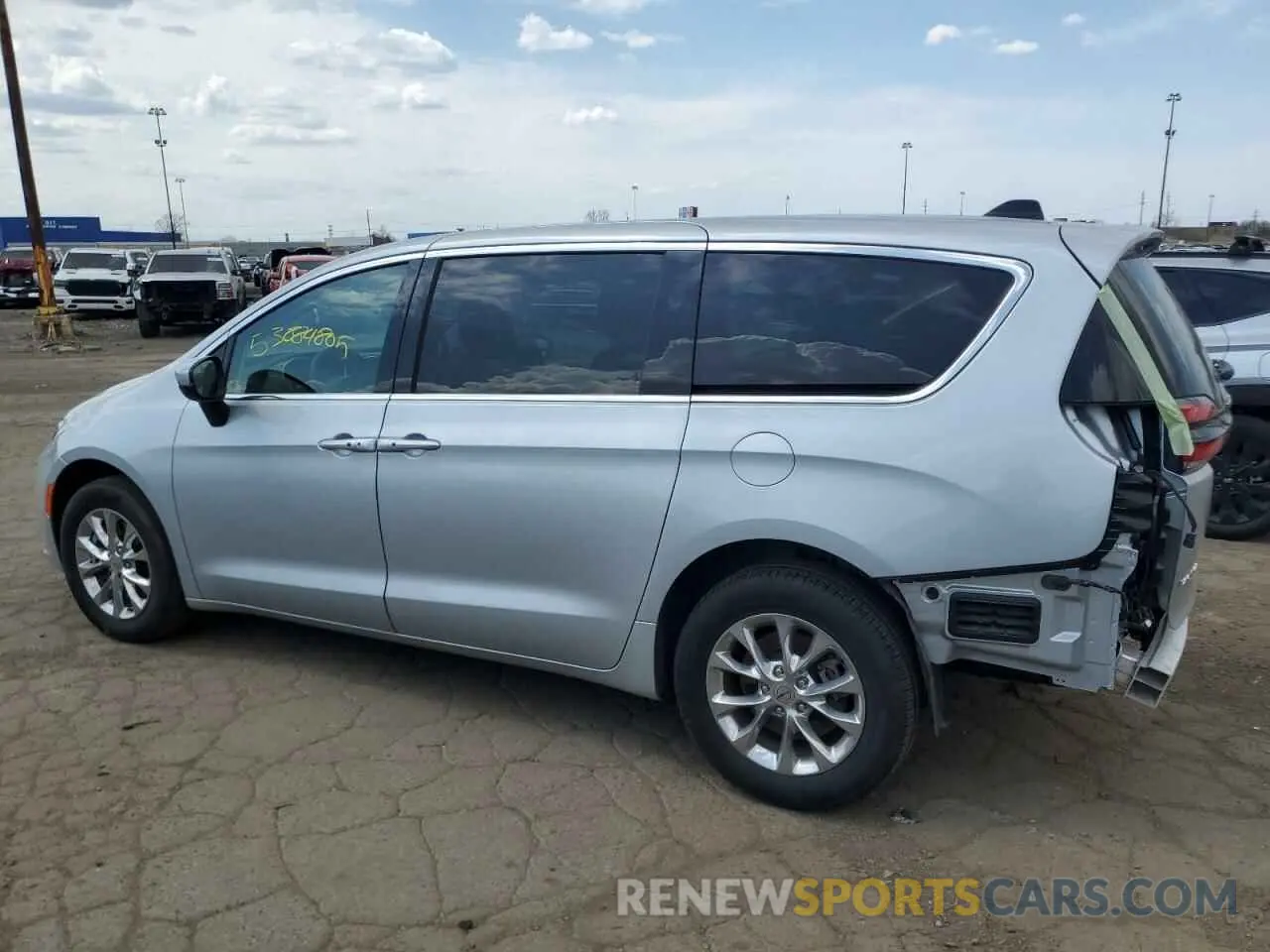 2 Photograph of a damaged car 2C4RC3BG4PR519563 CHRYSLER PACIFICA 2023