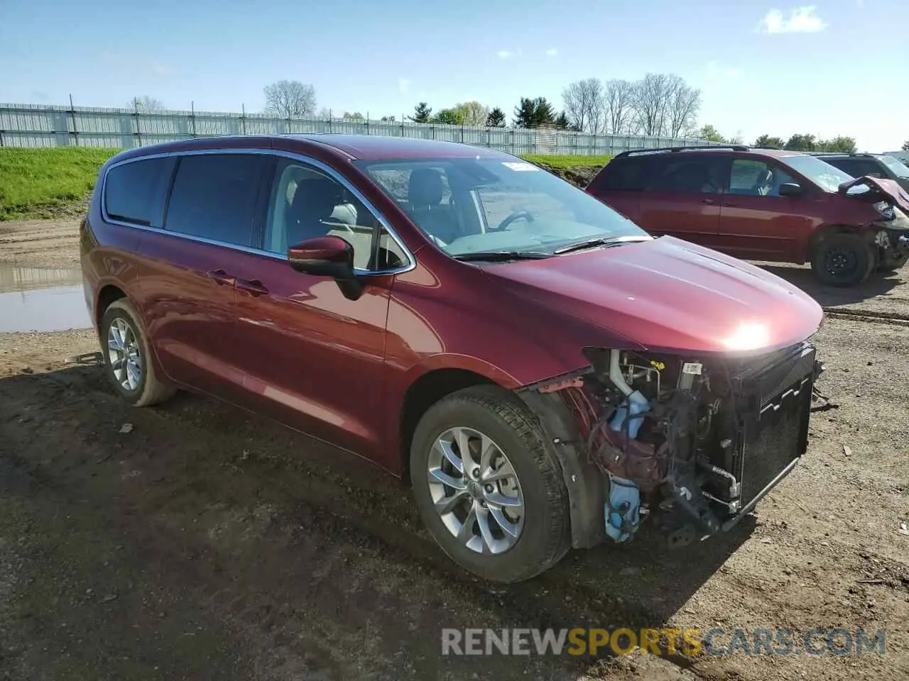 4 Photograph of a damaged car 2C4RC3BG4PR545984 CHRYSLER PACIFICA 2023