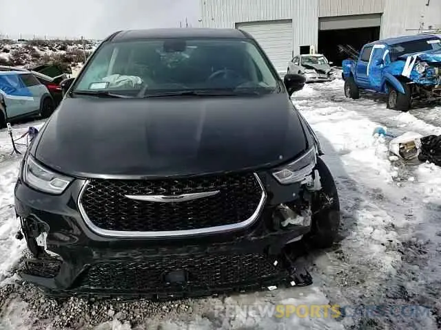 12 Photograph of a damaged car 2C4RC3BG5PR609630 CHRYSLER PACIFICA 2023