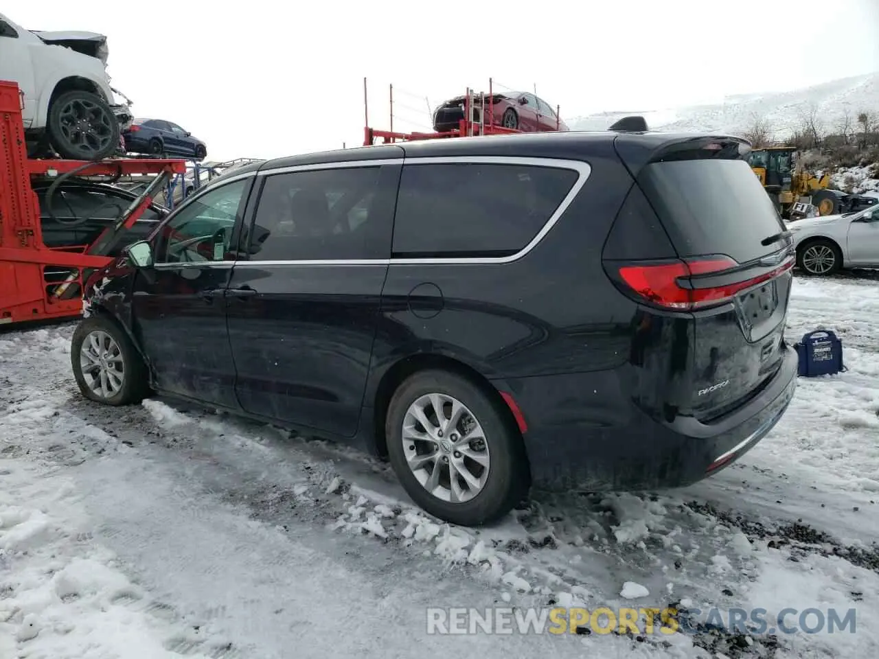 2 Photograph of a damaged car 2C4RC3BG5PR609630 CHRYSLER PACIFICA 2023