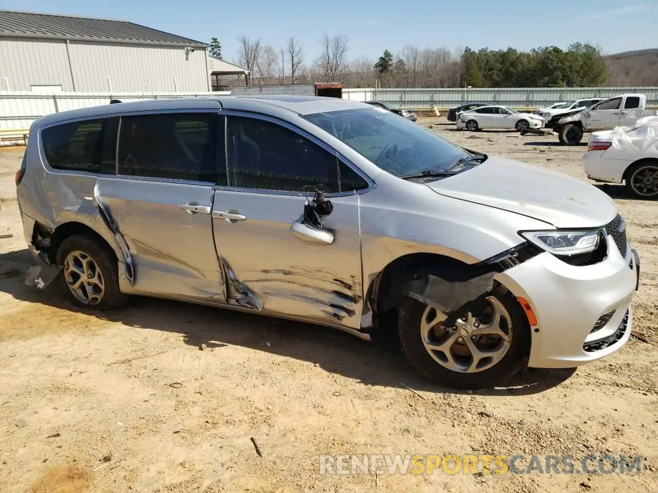 4 Photograph of a damaged car 2C4RC3BG7PR610147 CHRYSLER PACIFICA 2023