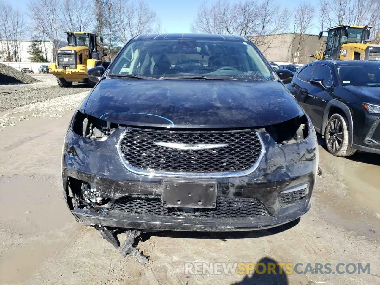 5 Photograph of a damaged car 2C4RC3BG9PR528145 CHRYSLER PACIFICA 2023