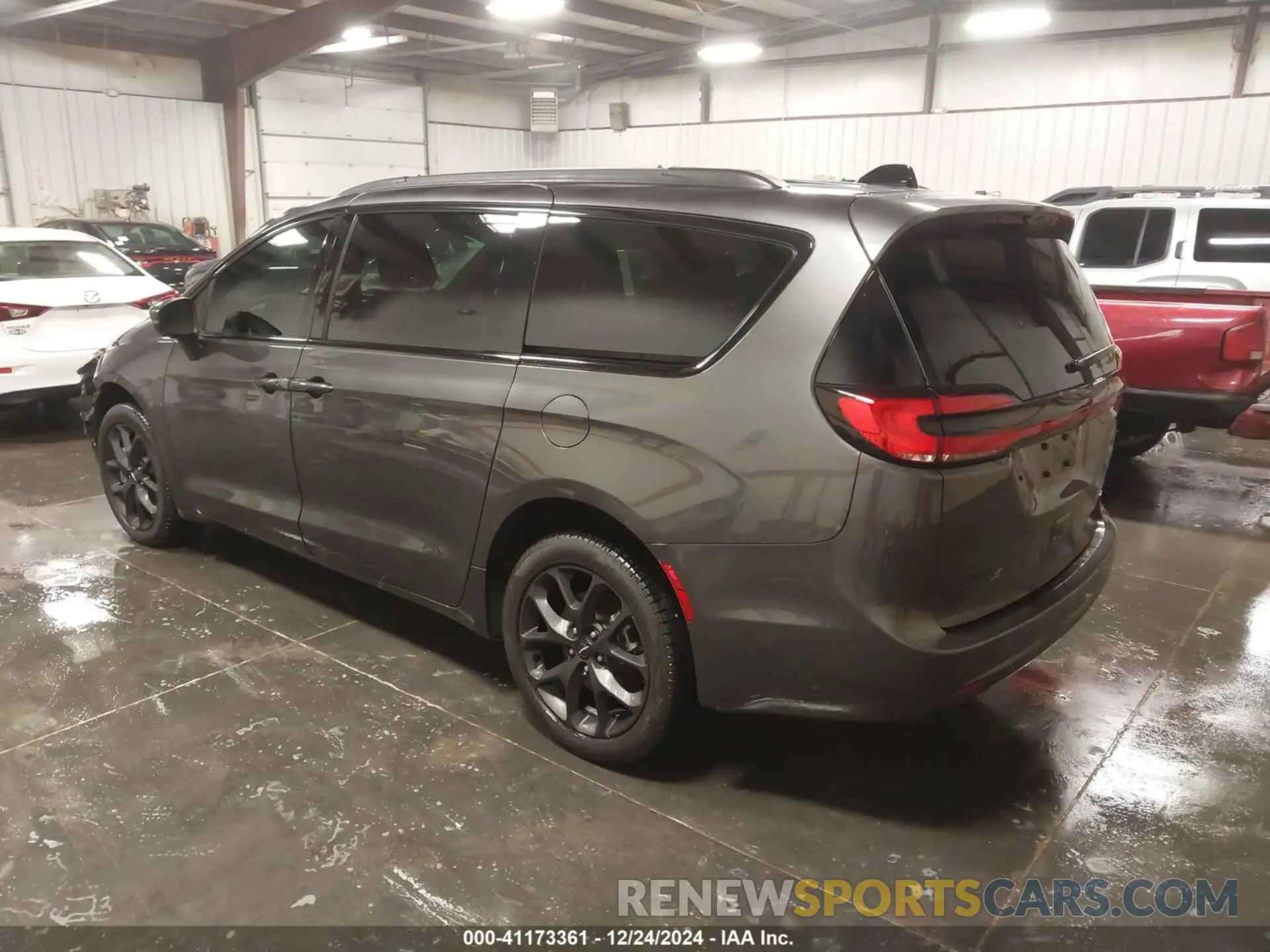 3 Photograph of a damaged car 2C4RC3BG9PR570265 CHRYSLER PACIFICA 2023