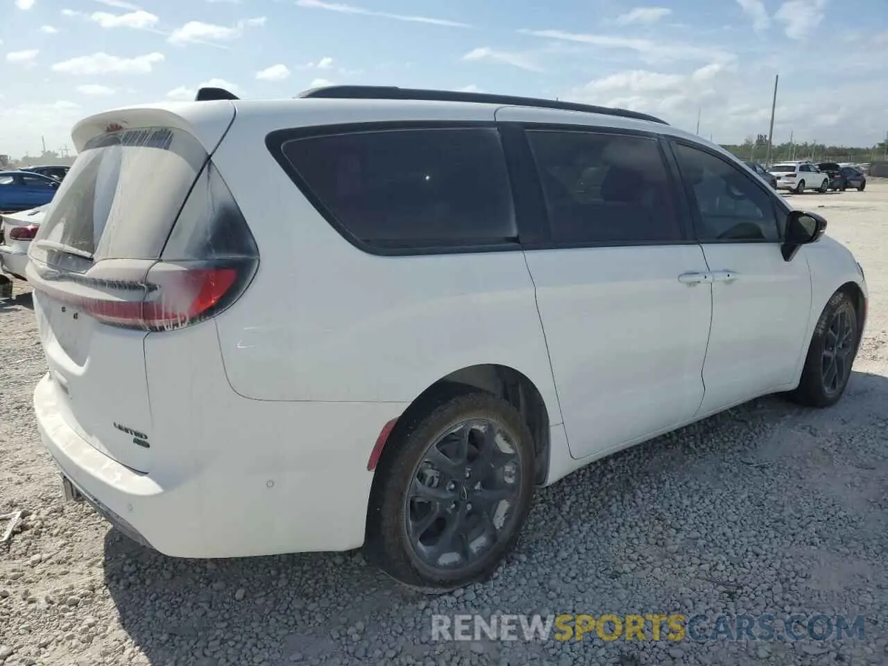 3 Photograph of a damaged car 2C4RC3GG7PR593178 CHRYSLER PACIFICA 2023