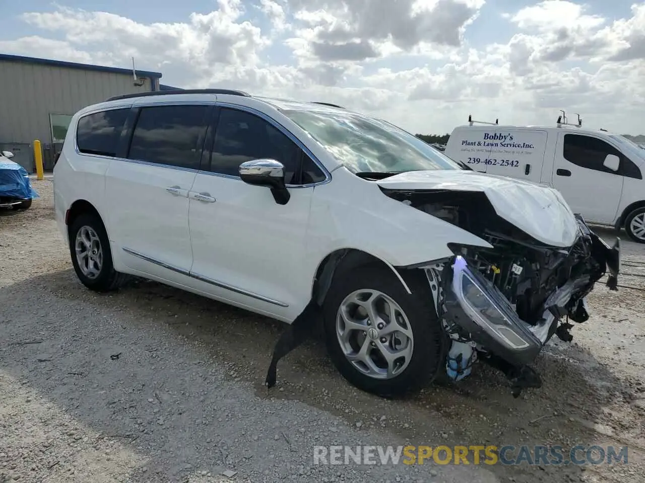 4 Photograph of a damaged car 2C4RC3GG8PR604754 CHRYSLER PACIFICA 2023