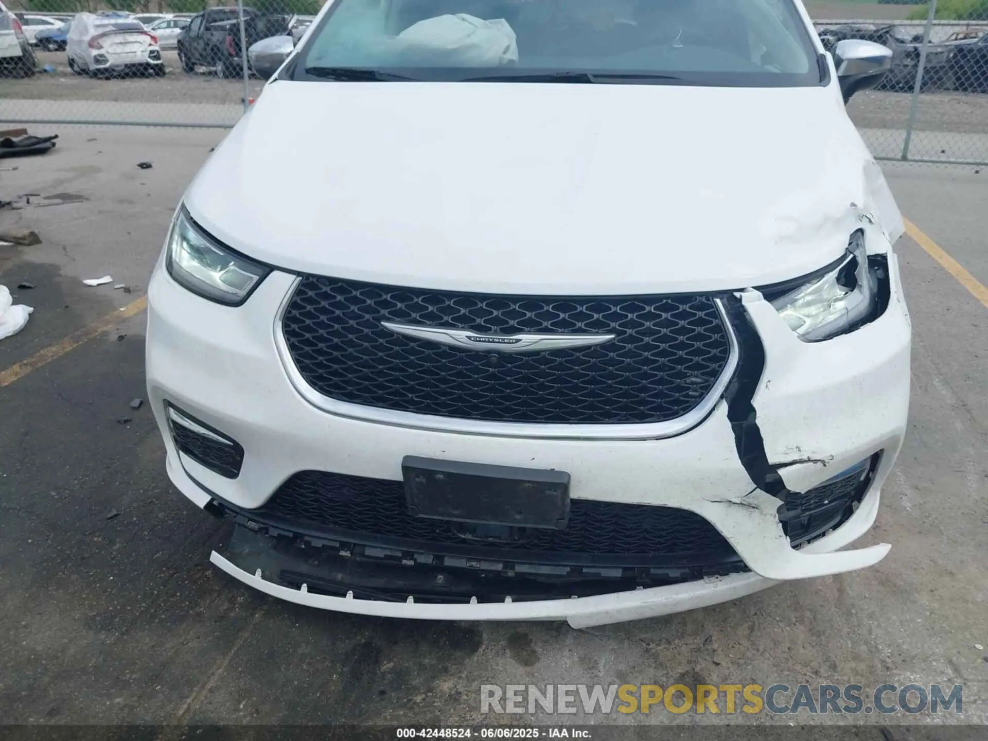 6 Photograph of a damaged car 2C4RC3GGXPR589867 CHRYSLER PACIFICA 2023