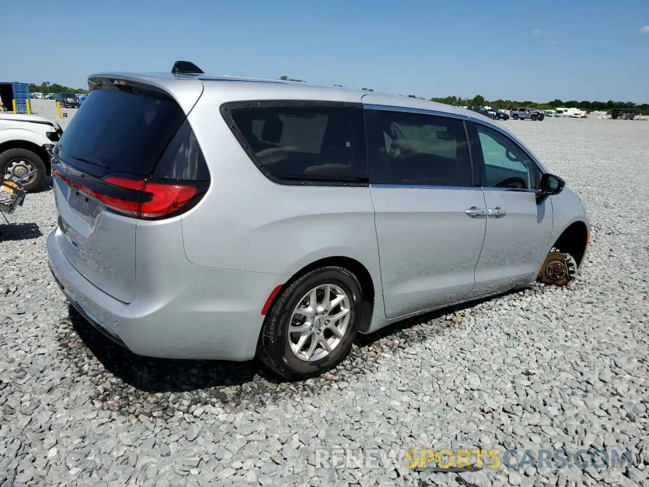 3 Photograph of a damaged car 2C4RC1BG0RR159473 CHRYSLER PACIFICA 2024