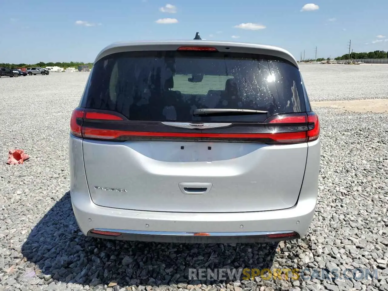 6 Photograph of a damaged car 2C4RC1BG0RR159473 CHRYSLER PACIFICA 2024
