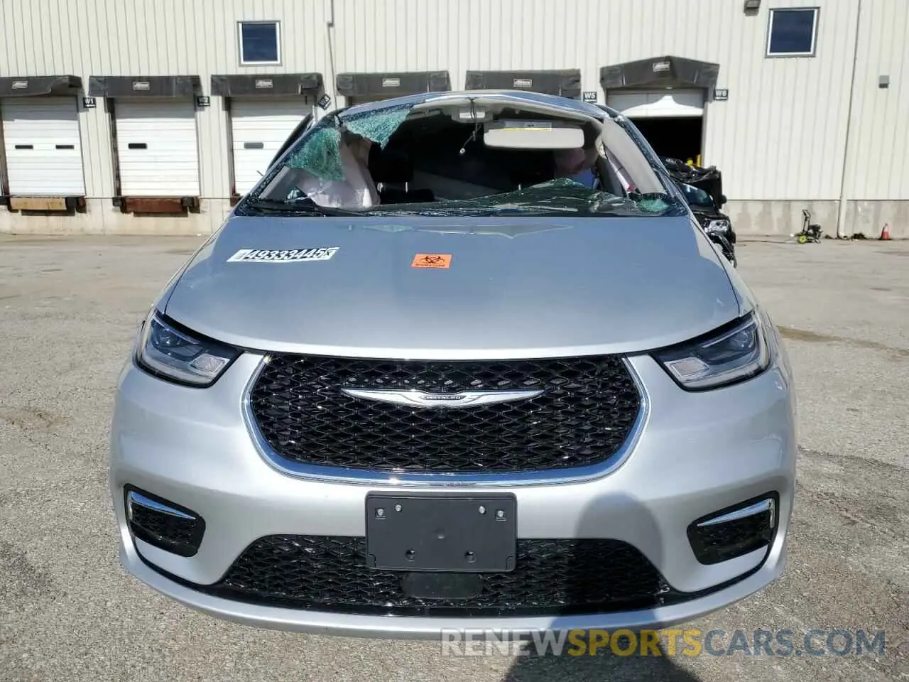 5 Photograph of a damaged car 2C4RC1BG0RR164141 CHRYSLER PACIFICA 2024