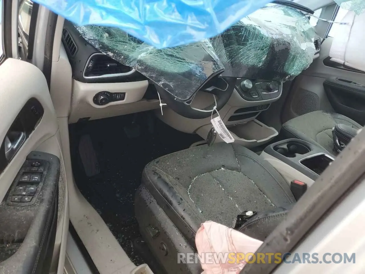 8 Photograph of a damaged car 2C4RC1BG0RR164141 CHRYSLER PACIFICA 2024