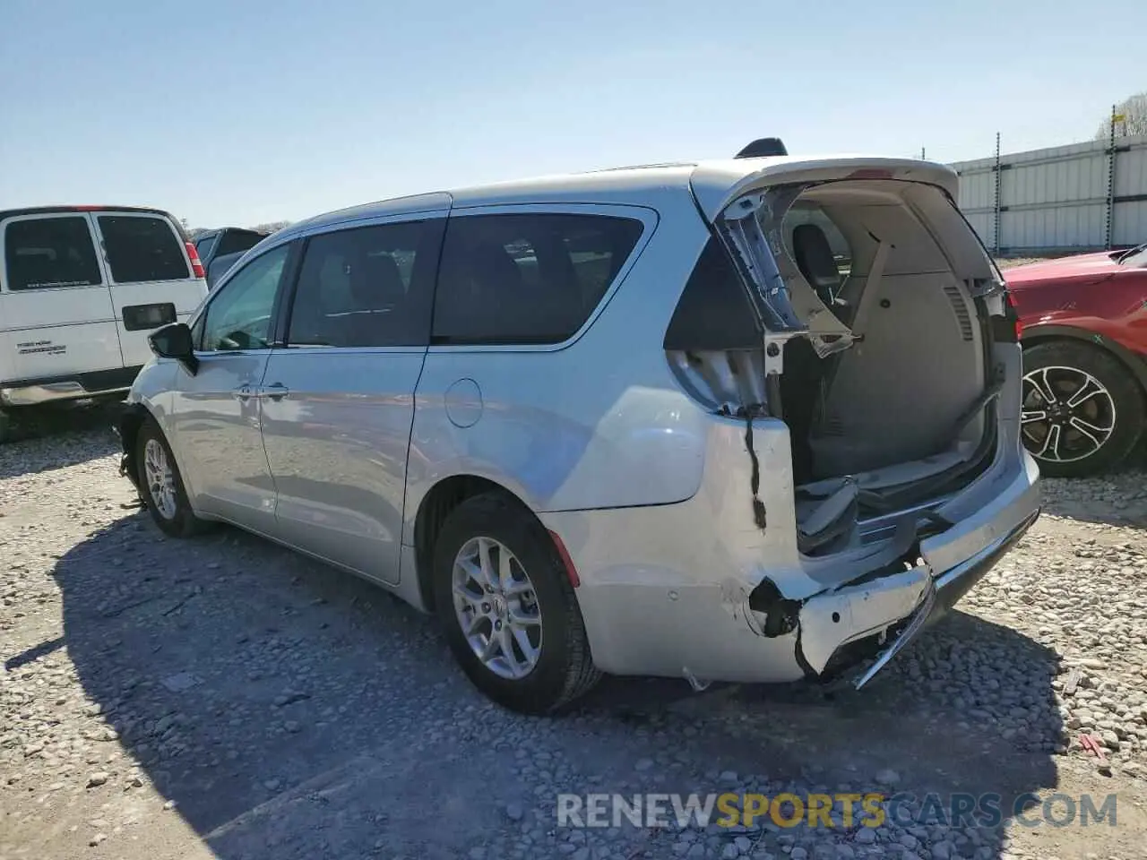 2 Photograph of a damaged car 2C4RC1BG0RR189704 CHRYSLER PACIFICA 2024