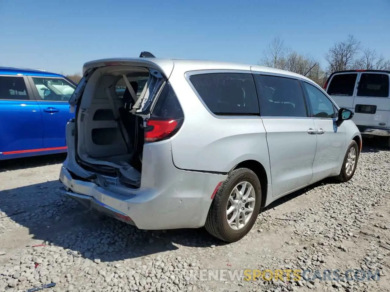 3 Photograph of a damaged car 2C4RC1BG0RR189704 CHRYSLER PACIFICA 2024