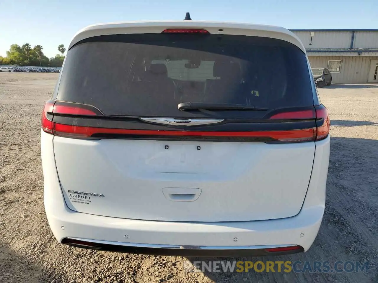 6 Photograph of a damaged car 2C4RC1BG1RR111481 CHRYSLER PACIFICA 2024