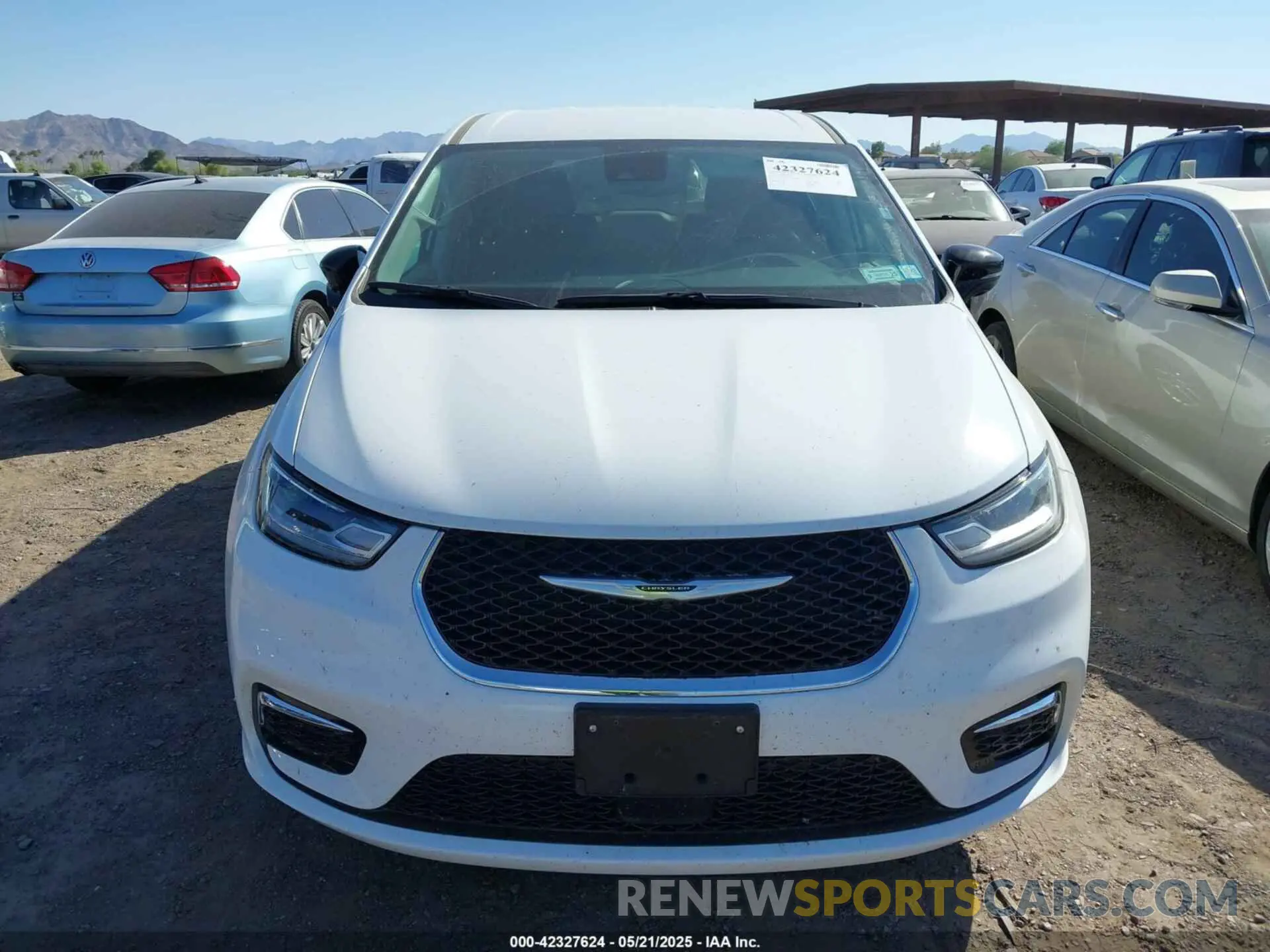 12 Photograph of a damaged car 2C4RC1BG1RR125557 CHRYSLER PACIFICA 2024