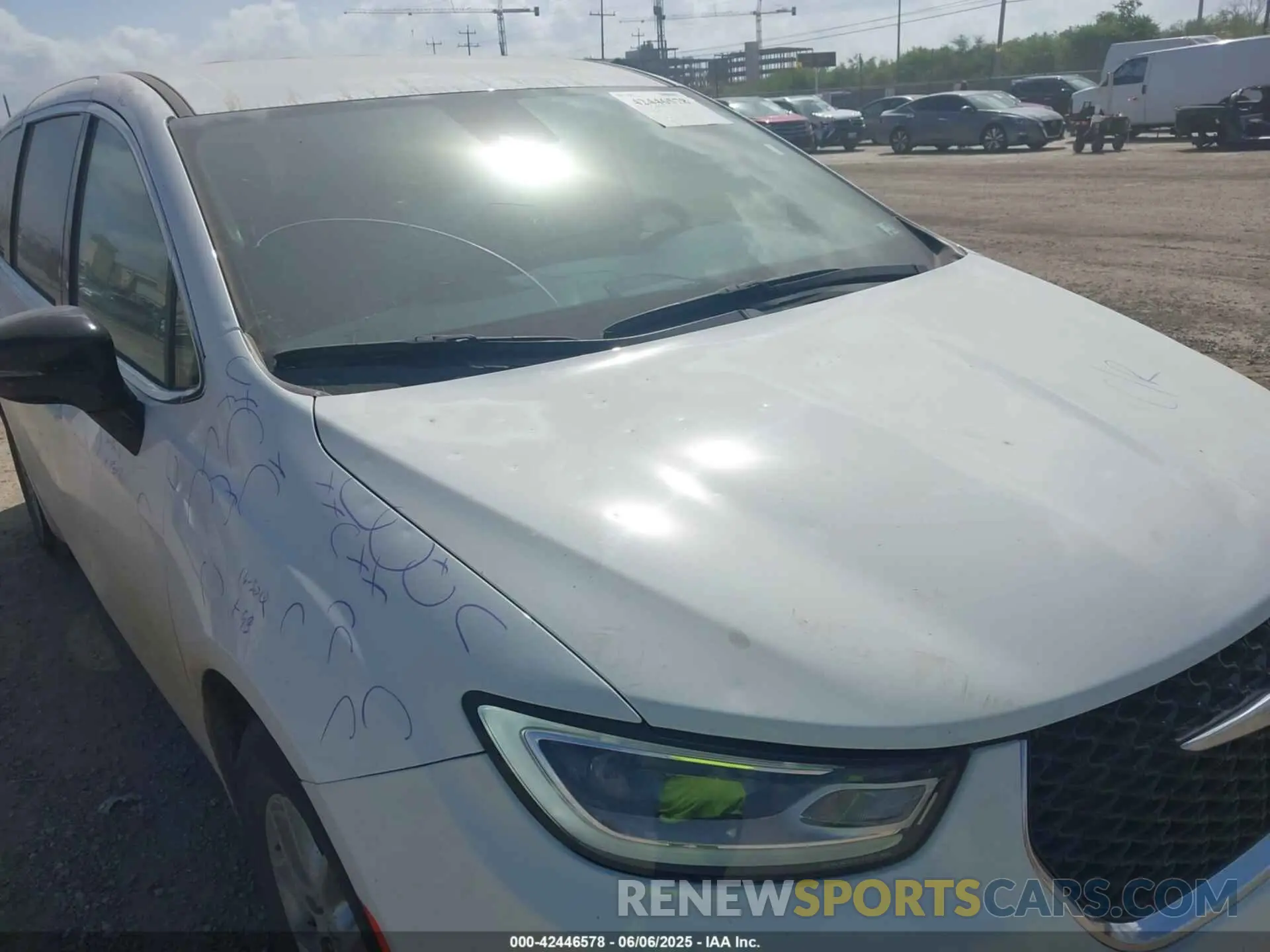 6 Photograph of a damaged car 2C4RC1BG1RR167615 CHRYSLER PACIFICA 2024