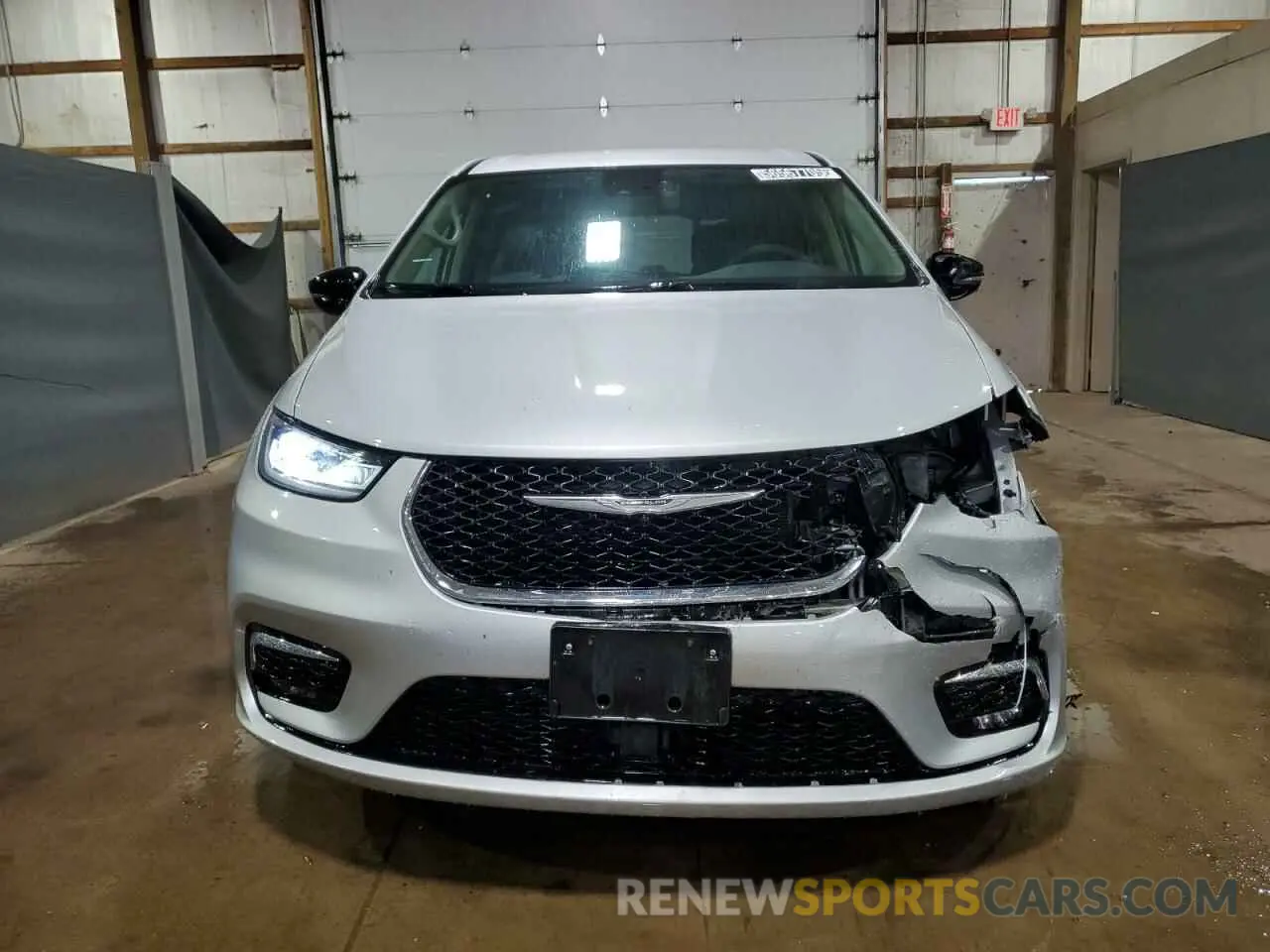 5 Photograph of a damaged car 2C4RC1BG2RR129522 CHRYSLER PACIFICA 2024