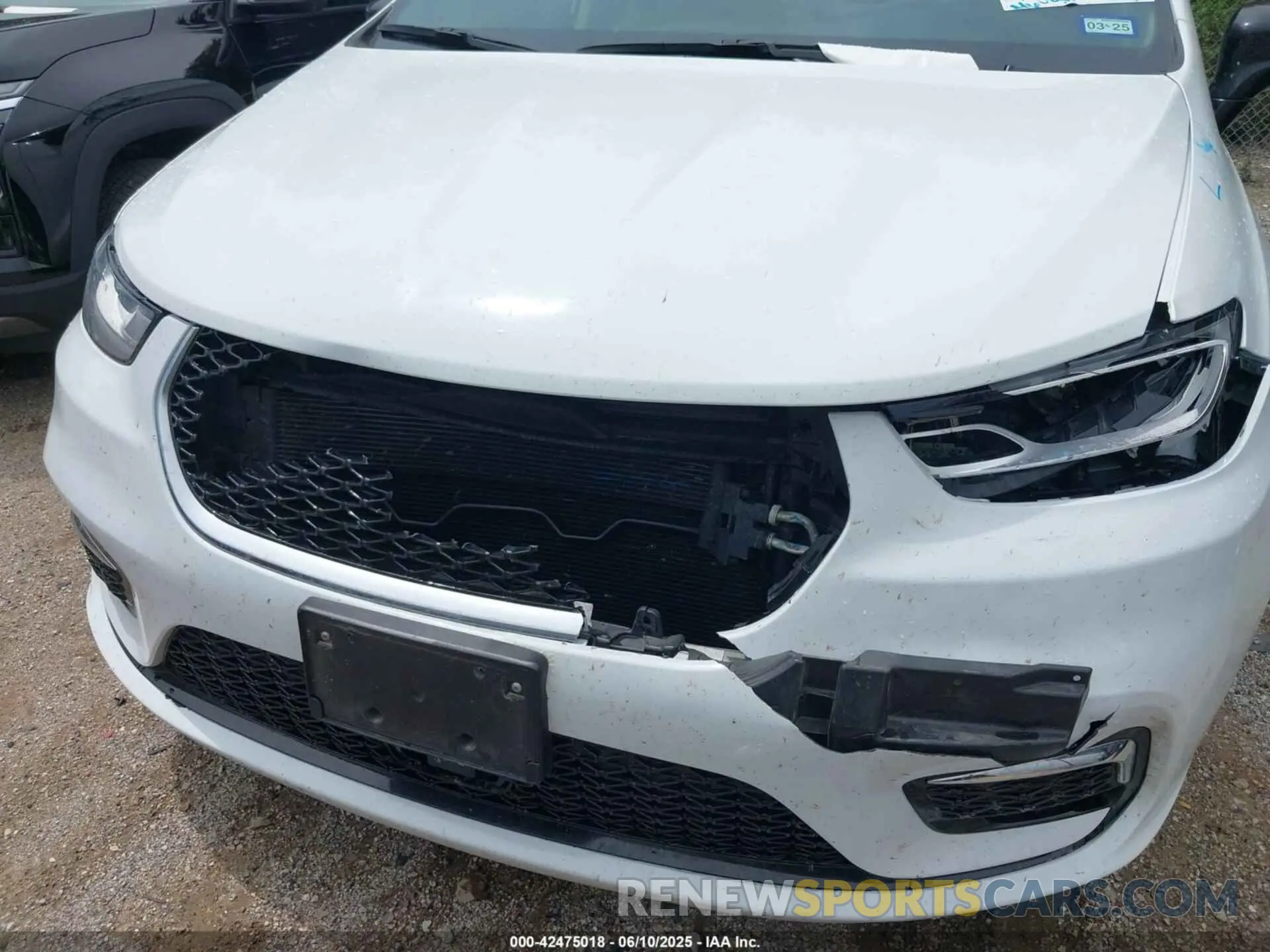 6 Photograph of a damaged car 2C4RC1BG2RR149902 CHRYSLER PACIFICA 2024