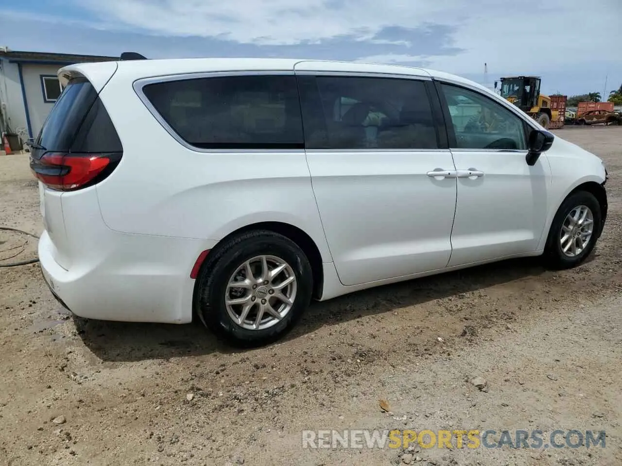 3 Photograph of a damaged car 2C4RC1BG2RR156395 CHRYSLER PACIFICA 2024
