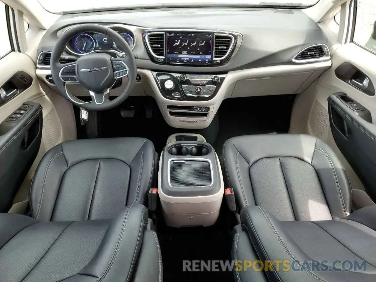 8 Photograph of a damaged car 2C4RC1BG2RR156395 CHRYSLER PACIFICA 2024