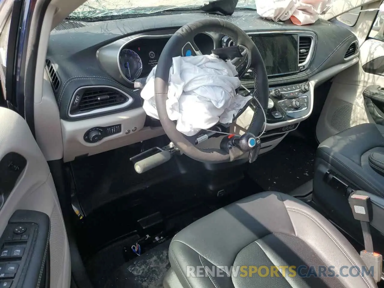 8 Photograph of a damaged car 2C4RC1BG2RR183306 CHRYSLER PACIFICA 2024