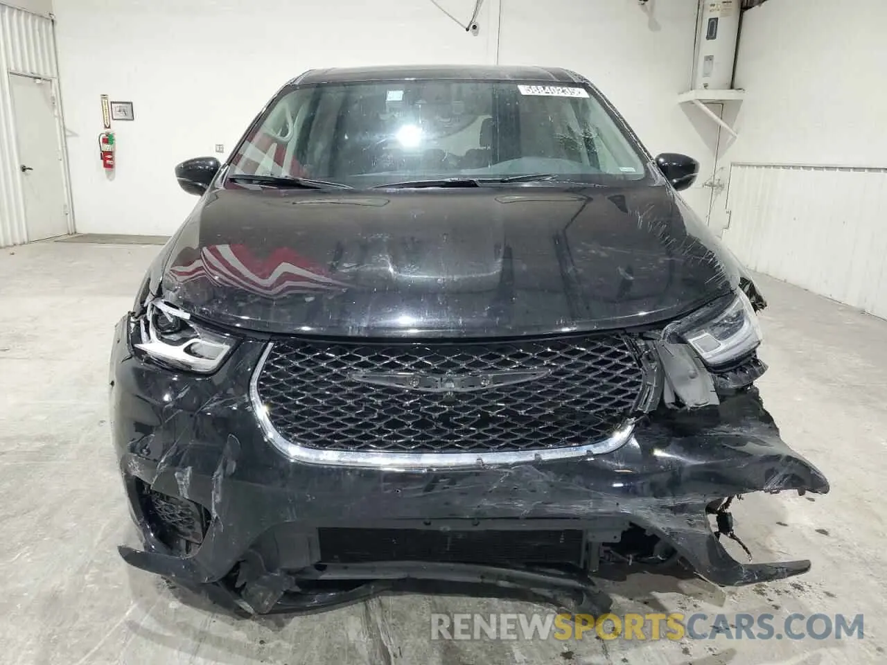 5 Photograph of a damaged car 2C4RC1BG2RR187100 CHRYSLER PACIFICA 2024