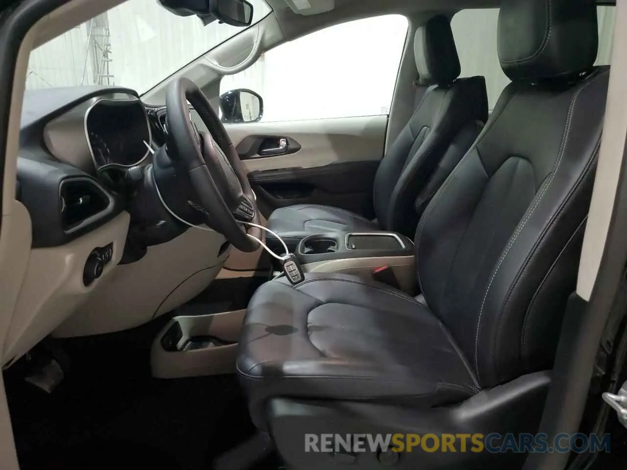 7 Photograph of a damaged car 2C4RC1BG2RR187100 CHRYSLER PACIFICA 2024