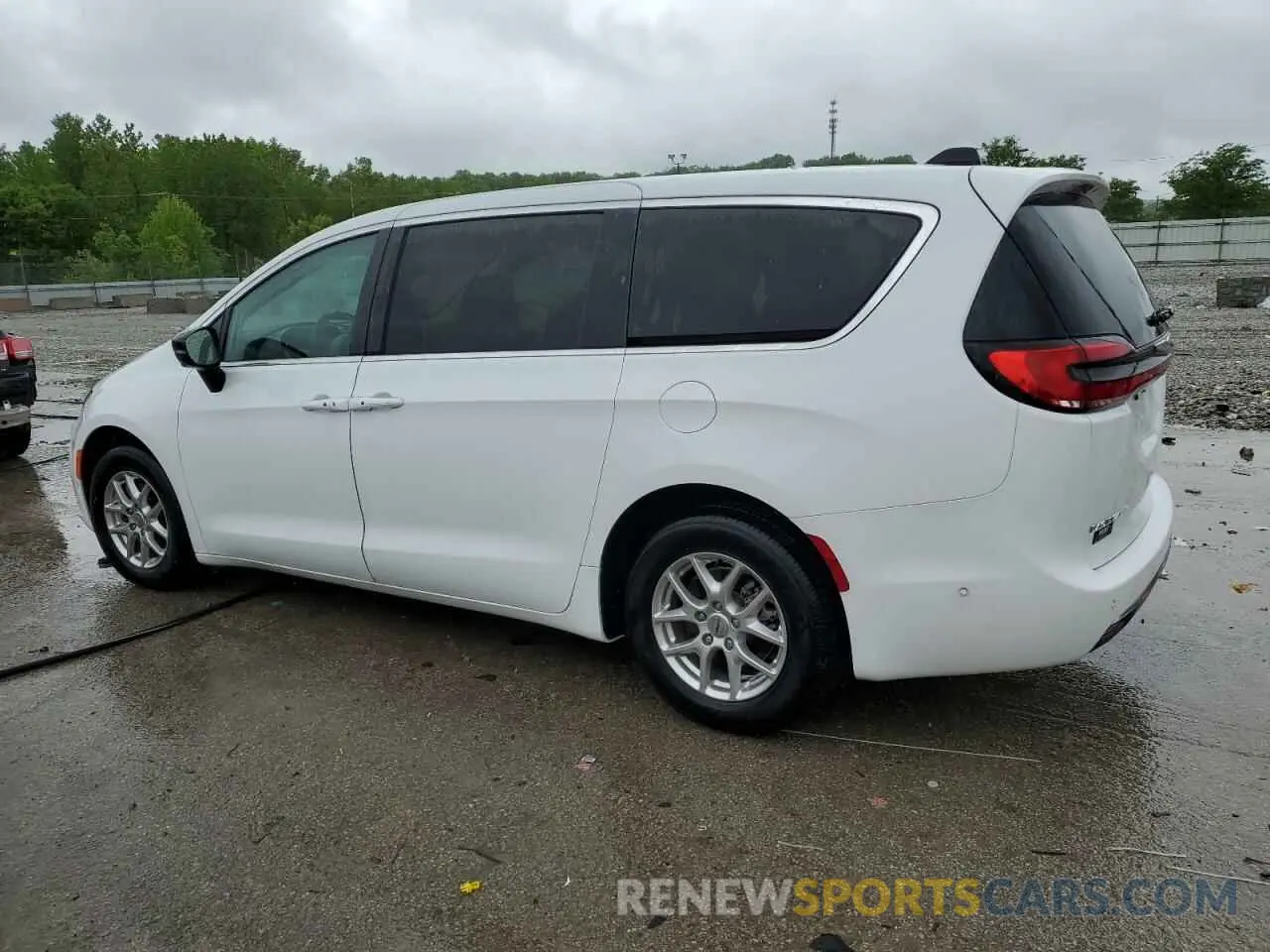 2 Photograph of a damaged car 2C4RC1BG3RR108811 CHRYSLER PACIFICA 2024