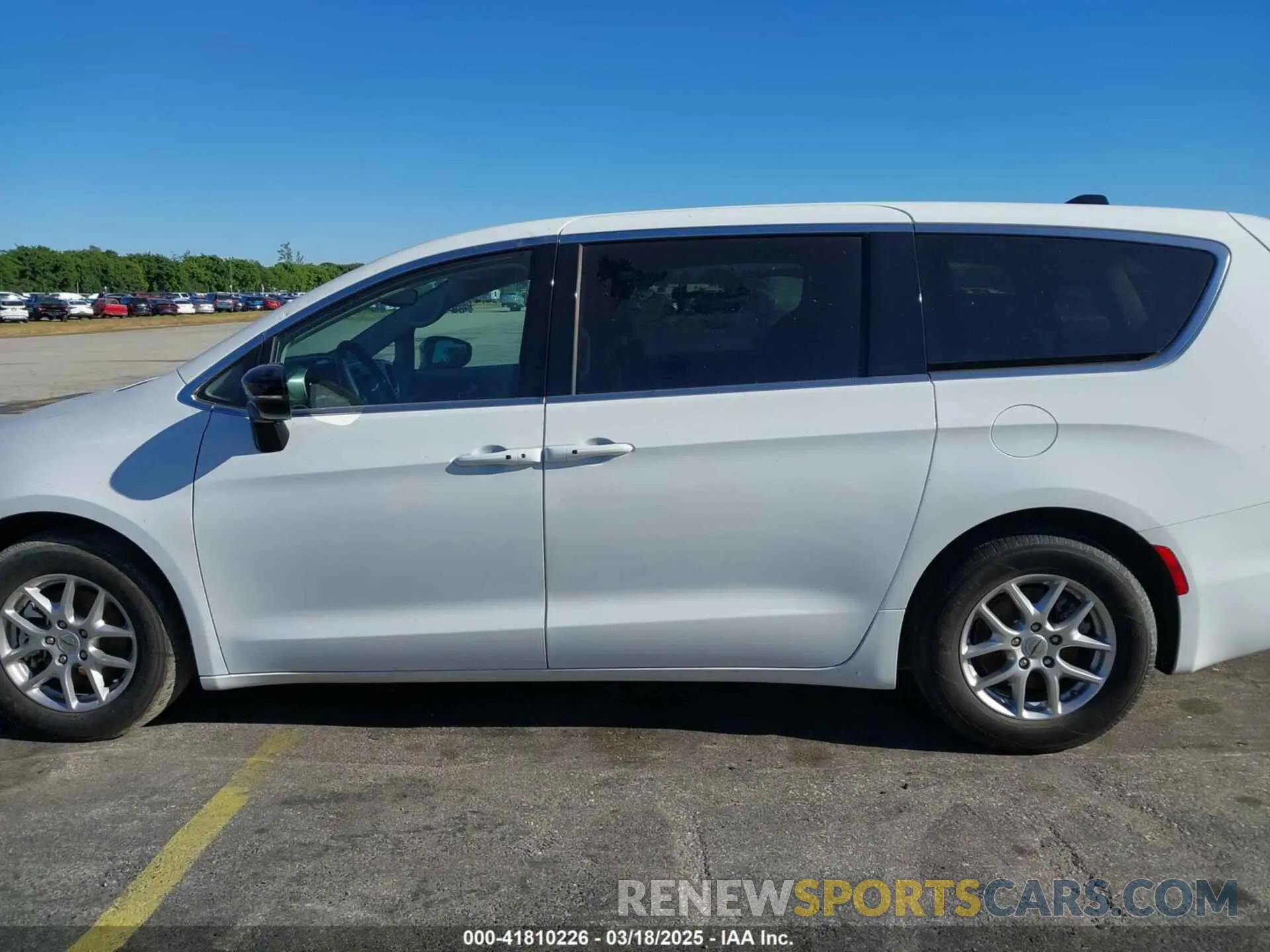 6 Photograph of a damaged car 2C4RC1BG3RR120019 CHRYSLER PACIFICA 2024
