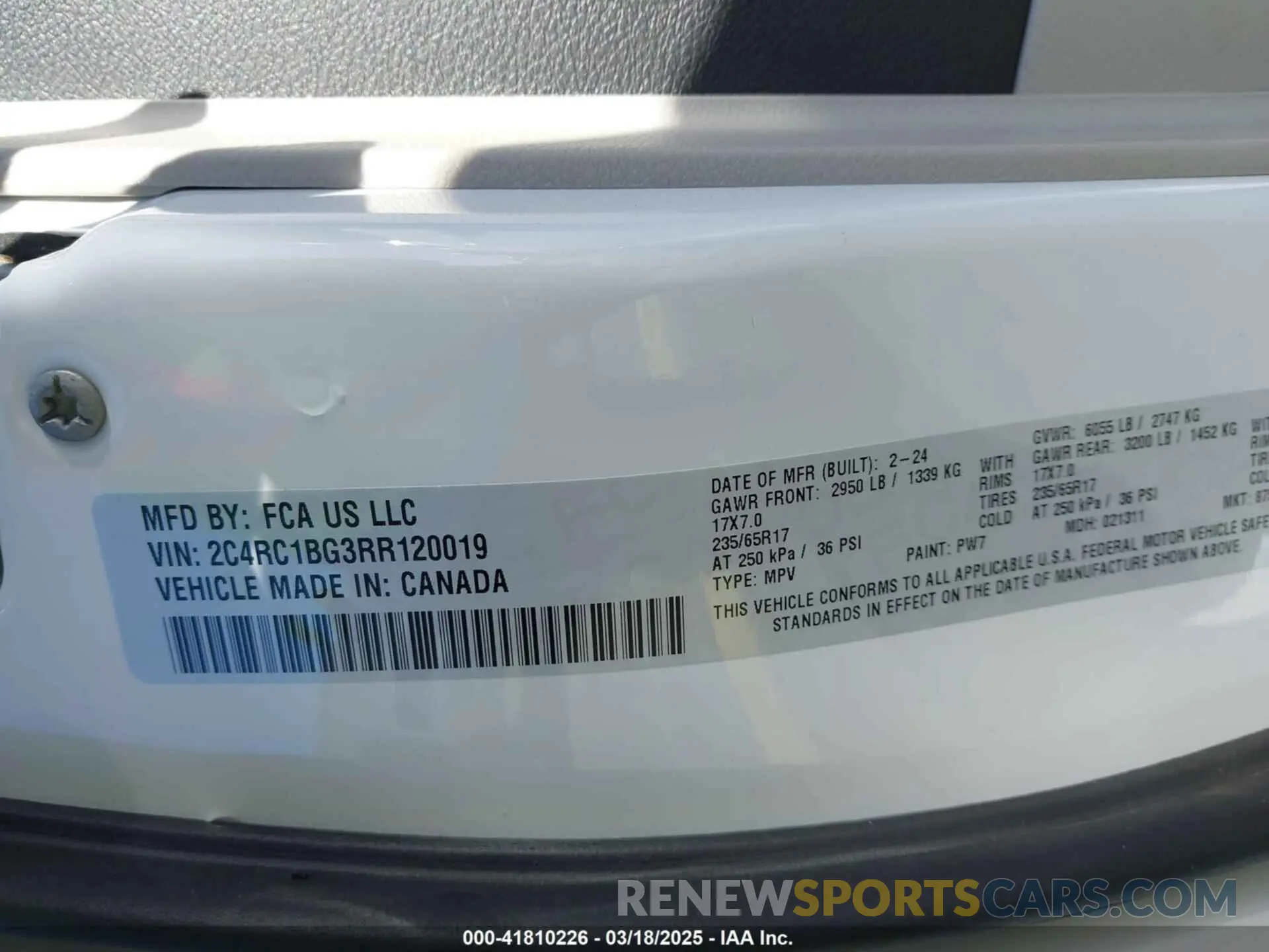9 Photograph of a damaged car 2C4RC1BG3RR120019 CHRYSLER PACIFICA 2024