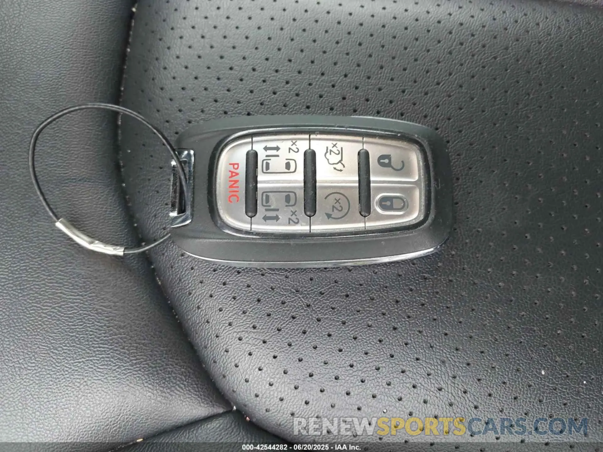 11 Photograph of a damaged car 2C4RC1BG3RR139816 CHRYSLER PACIFICA 2024