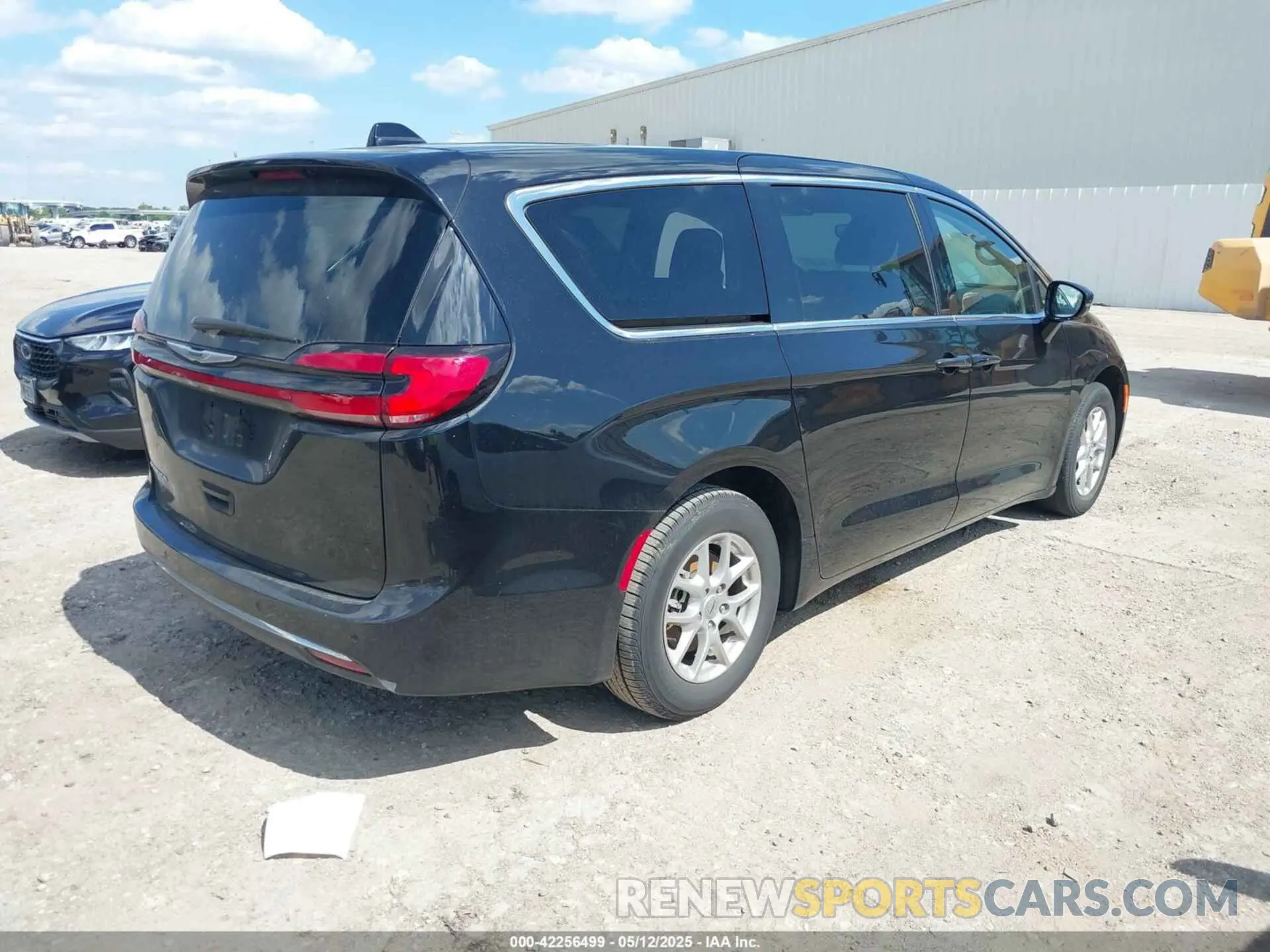4 Photograph of a damaged car 2C4RC1BG3RR143669 CHRYSLER PACIFICA 2024