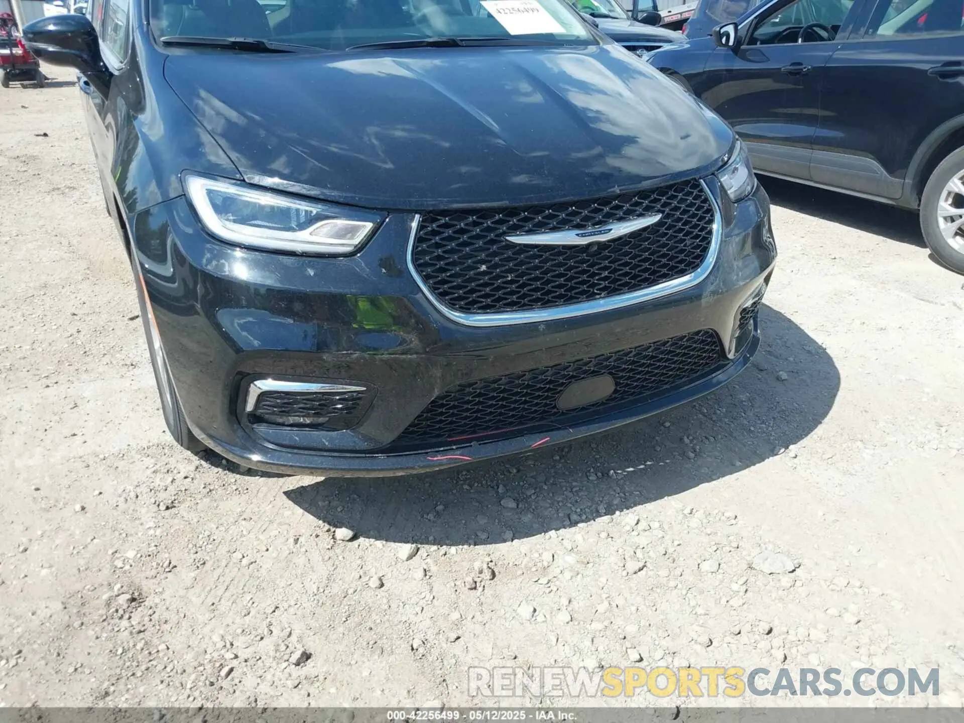 6 Photograph of a damaged car 2C4RC1BG3RR143669 CHRYSLER PACIFICA 2024