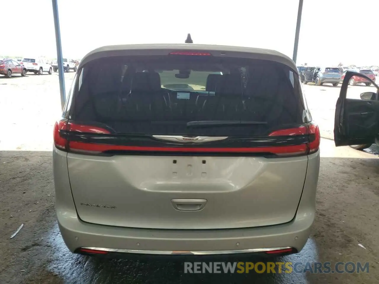 6 Photograph of a damaged car 2C4RC1BG3RR158107 CHRYSLER PACIFICA 2024