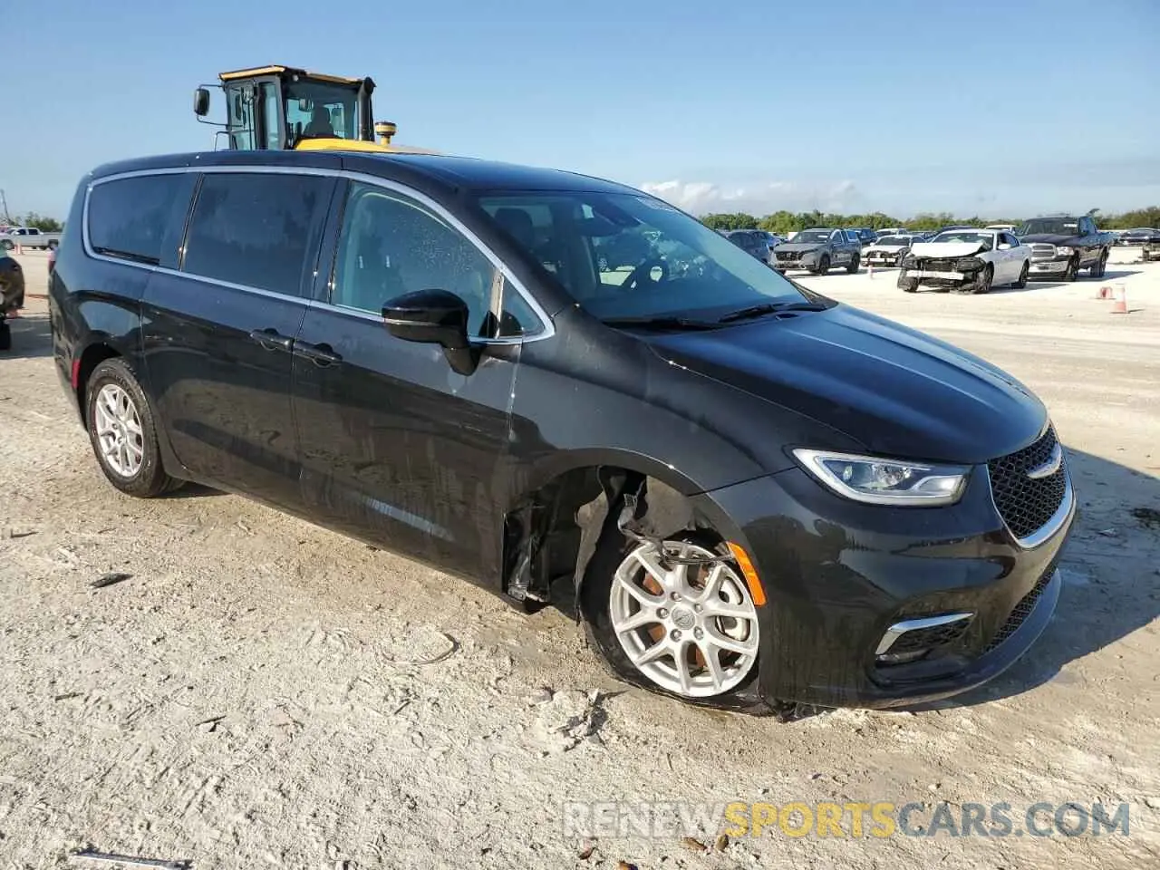 4 Photograph of a damaged car 2C4RC1BG4RR102063 CHRYSLER PACIFICA 2024