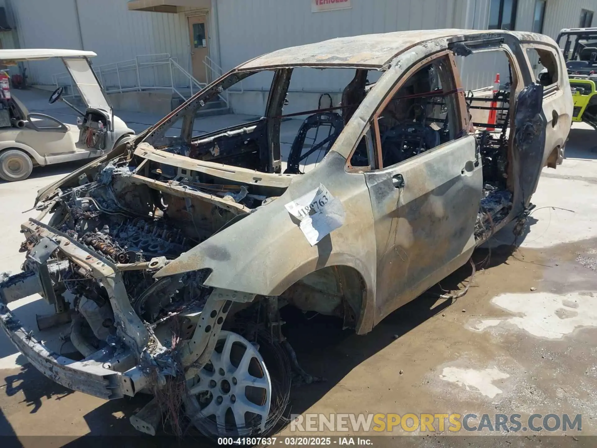 6 Photograph of a damaged car 2C4RC1BG4RR125441 CHRYSLER PACIFICA 2024