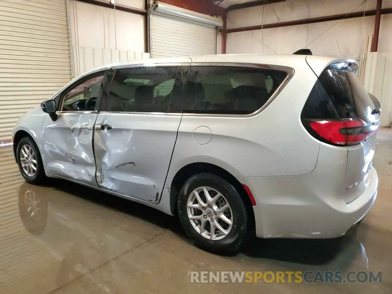 2 Photograph of a damaged car 2C4RC1BG4RR129327 CHRYSLER PACIFICA 2024