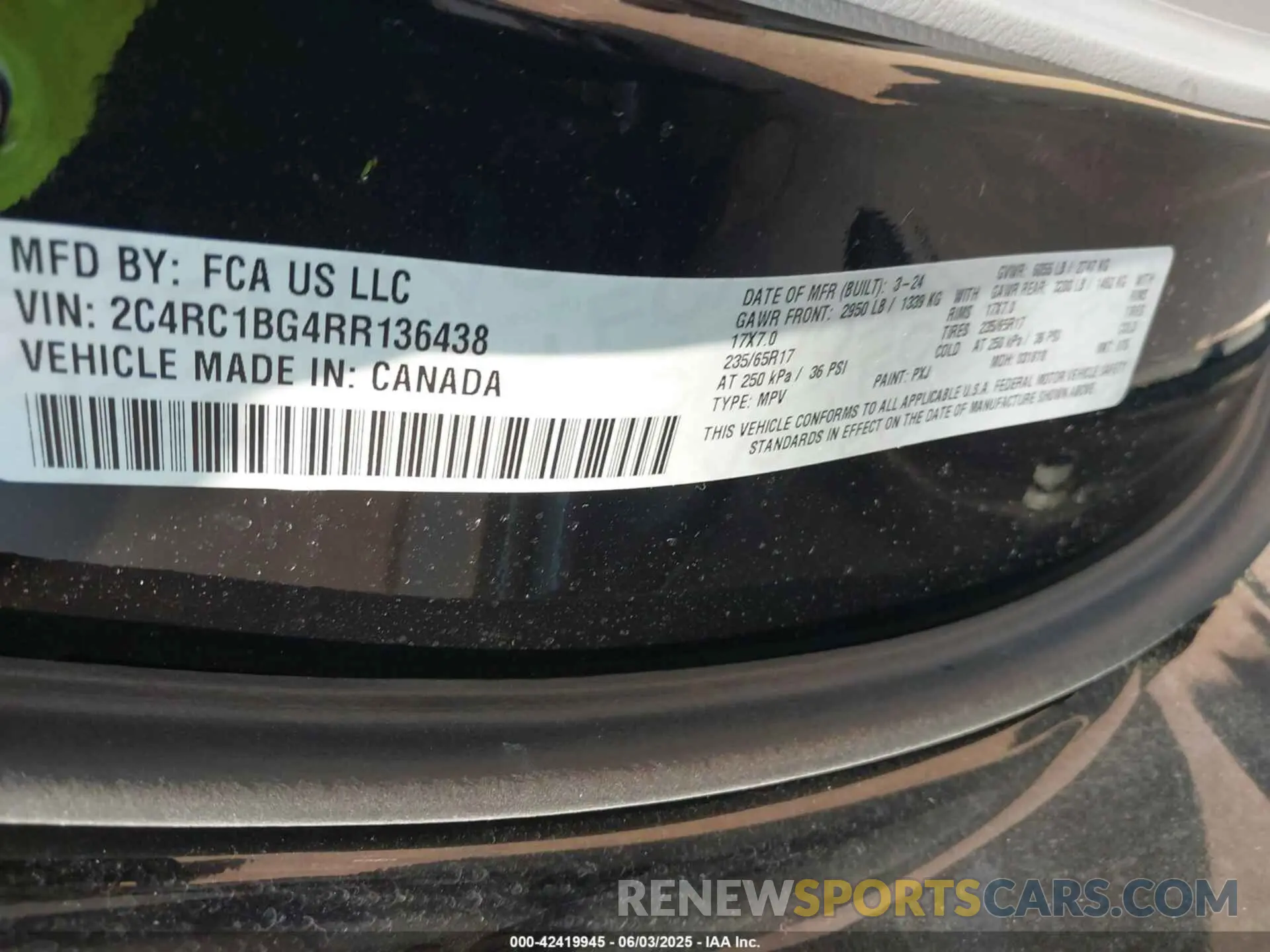 9 Photograph of a damaged car 2C4RC1BG4RR136438 CHRYSLER PACIFICA 2024